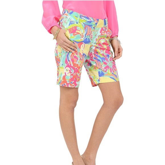 Lilly Pulitzer Pants - Lilly Pulitzer Chipper shorts in casa banana
